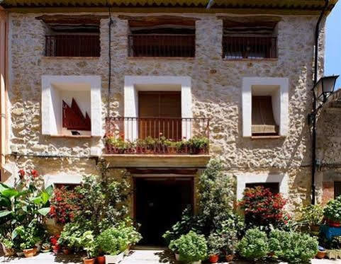 Hostal La Llar D'aitana Alcoleja Exterior foto